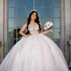 Sleeveless White Quinceanera Dress 2024 Vestidos De 15 Anos With Bow