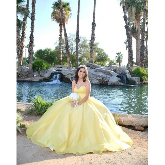 Sleeveless Yellow Quince Dresses Sweetheart Neck 15 Dress