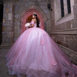 Spaghetti Strap Pink Quinceanera Dress Off Shoulder Vestidos De 15 Anos