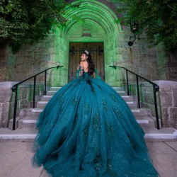 Sweetheart Neck Emerald Green Quinceanera Dress Off Shoulder Sweet 15 Gowns