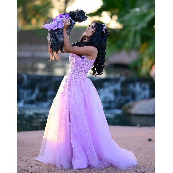 Sweetheart Neck Lilac Quinceanera Dress Lace Appliques Sleeveless 15 Dresses