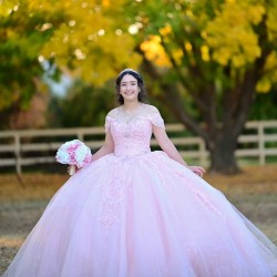 Sweetheart Neck Lilac Quinceanera Dress Sequin Off Shoulder 15 Dresses