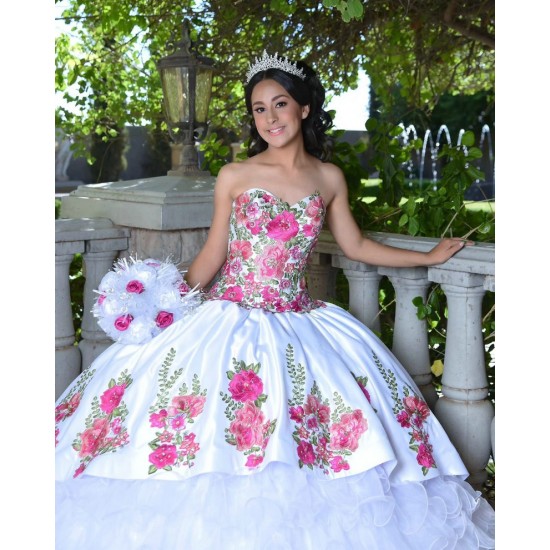 Sweetheart Neck Ruffled White Quinceanera Dress Sleeveless 15 Dresses