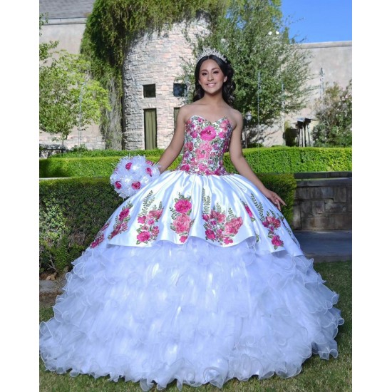 Sweetheart Neck Ruffled White Quinceanera Dress Sleeveless 15 Dresses