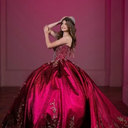 Sweetheart Neck Sweet 15 Gowns Burgundy Quinceanera Dress Sleeveless 2024 Dresses