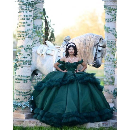 Sweetheart Neck Tiered Emerald Green Quinceanera Dress Off Shoulder 15 Dresses