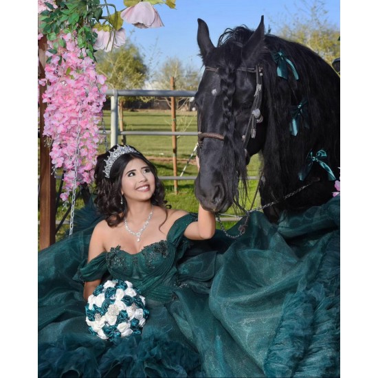 Sweetheart Neck Tiered Emerald Green Quinceanera Dress Off Shoulder 15 Dresses