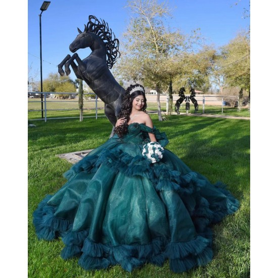 Sweetheart Neck Tiered Emerald Green Quinceanera Dress Off Shoulder 15 Dresses