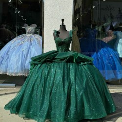 Sweetheart Neck Tiered Emerald Green Quinceanera Dresses Spaghetti Strap 15 Dress