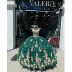 V Neck Green Quinceanera Dress Off Shoulder 15 Dresses