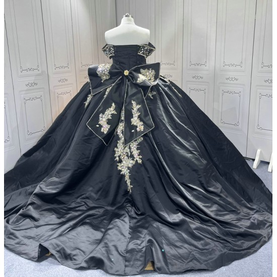 Crystal Black Quinceanera Dresses Sweetheart Off the Shoulder Vestidos De 15 Anos Quinceanera Custom Made With Bow