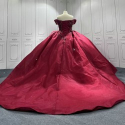 Customized Off Shoulder Ball Gown Red Quinceanera Dress 2024 Princess Flowers Appliques Beading Lace Up Vestidos De 15 Anos