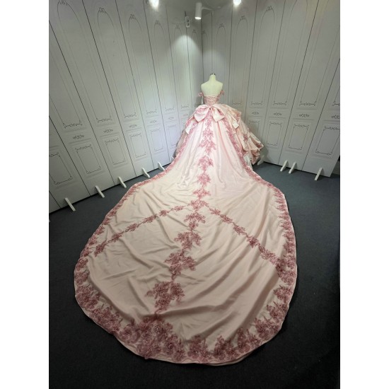 Exquisite Off The Shoulder Pink Quinceanera Dresses for Girl Sweetheart Neck Appliques Ball Gown