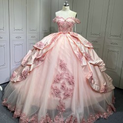 Exquisite Off The Shoulder Pink Quinceanera Dresses for Girl Sweetheart Neck Appliques Ball Gown