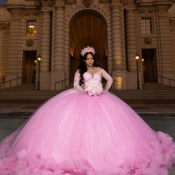 Long Sleeve Pink Quinceanera Dresses Ruffled Sweet 16 Dresses Lace Appliques Ball Gown Customized