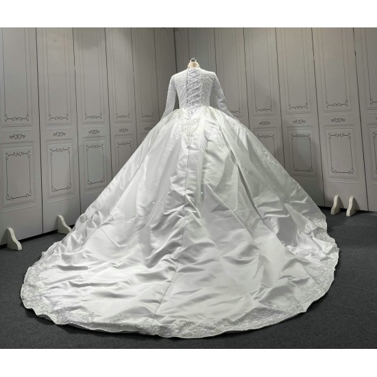 Long Sleeve Wedding Dresses High Neck Lace Tulle Ball Gown Bridal Dress Lace Up Sweep Train Wedding Dress