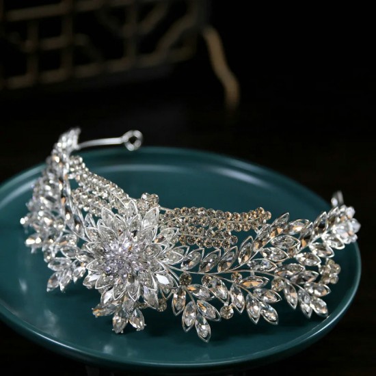 Luxury Crystal Crowns Tiaras Bride Headband Wedding Headdress Queen Princess Crown Headpiece Rhinestone Diadem Tiara Accessories