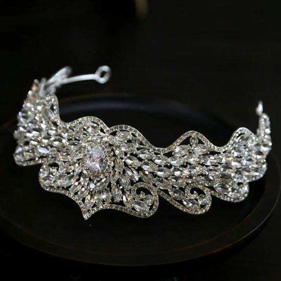 New Luxury Fashion Wedding Hair Tiara Crystal Bridal Crown Silver Color Diadem Women Hair Accessories Headpieces Jewelr Headwear