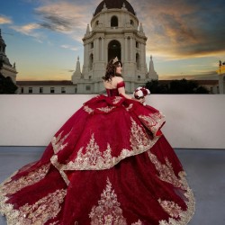 Off Shoulder Burgundy Quinceanera Dresses for Girls Women Bow Sequined Vestidos 15 De Quinceanera Customized