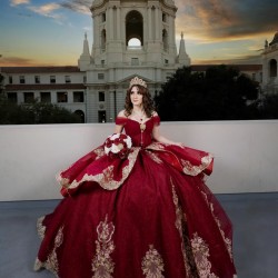 Off Shoulder Burgundy Quinceanera Dresses for Girls Women Bow Sequined Vestidos 15 De Quinceanera Customized