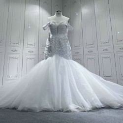 Off Shoulder Crystal Wedding Dresses Sweetheart Lace Up Back Wedding Gowns