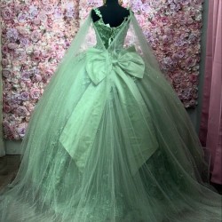 Shiny Green Quinceanera Dresses Mexican Sweetheart Ball Gown Cape Sleeve Vestidos De 15 Anos