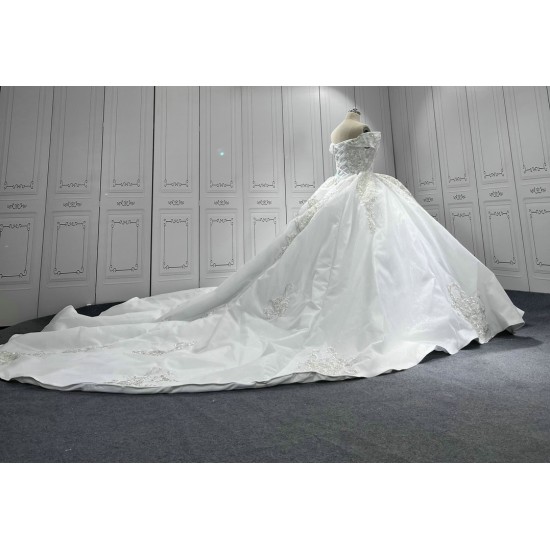 Vintage Off Shoulder Wedding Dresses Strapless Lace Tulle Sweep Train New Design Bridal Gowns